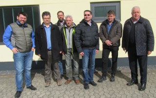 vor der Eifelgoldhalle